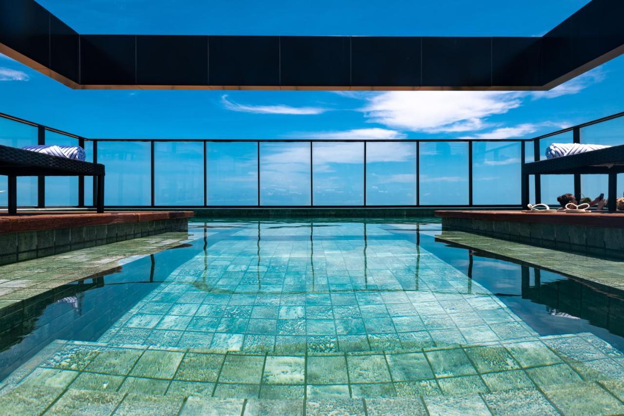 Ba'Ra Hotel João Pessoa Εξωτερικό φωτογραφία The rooftop pool at the hotel