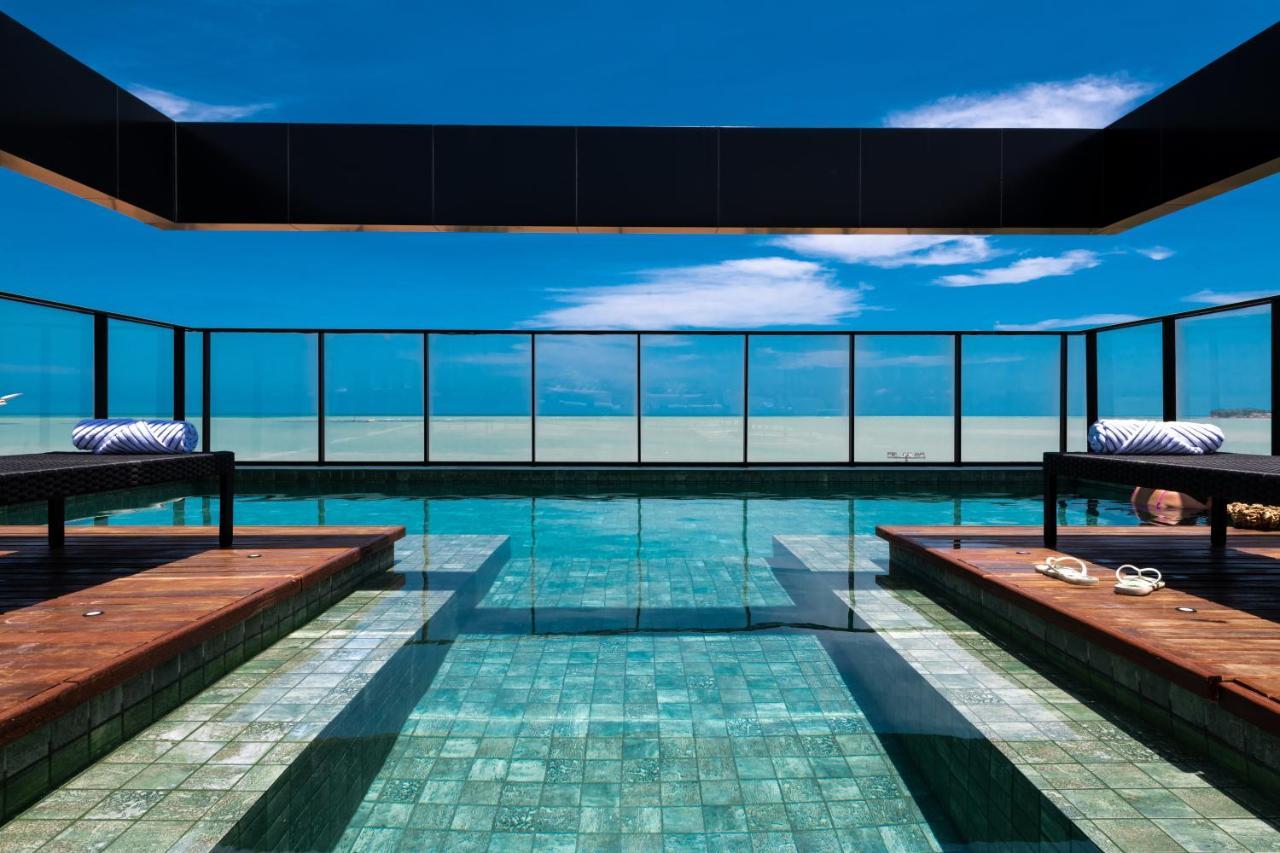 Ba'Ra Hotel João Pessoa Εξωτερικό φωτογραφία The rooftop pool at the hotel