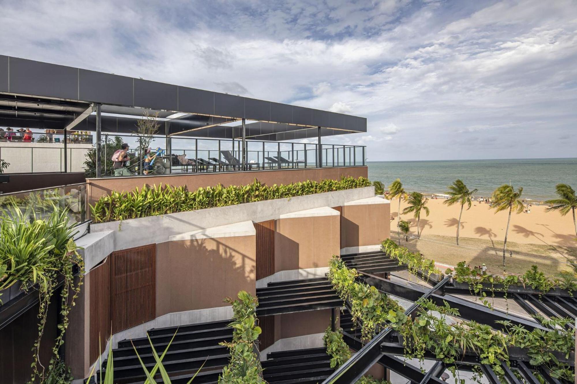 Ba'Ra Hotel João Pessoa Εξωτερικό φωτογραφία The rooftop bar at the hotel